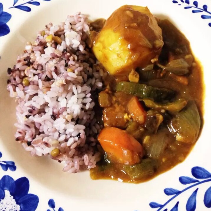 野菜たっぷり ルー2種でいつもより美味しいカレー レシピ 作り方 By おから研究家 ヘルシーおからっ子 楽天レシピ 野菜たっぷり ルー2種でいつもより美味しいカレー レシピ 作り方 By おから研究家 ヘルシーおからっ子 楽天レシピ